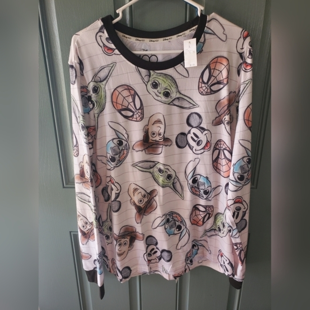 Nwt disney pajamas set